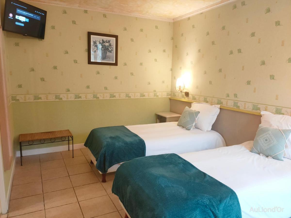 Le Royal Hotel Saint-Pol-sur-Ternoise 外观 照片