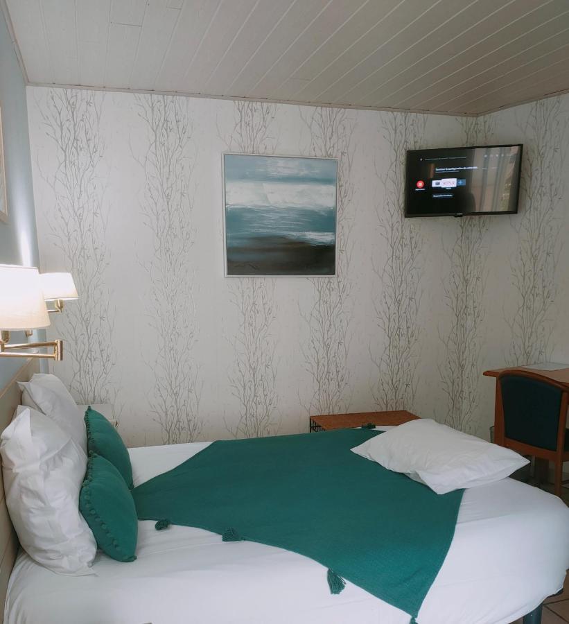 Le Royal Hotel Saint-Pol-sur-Ternoise 外观 照片