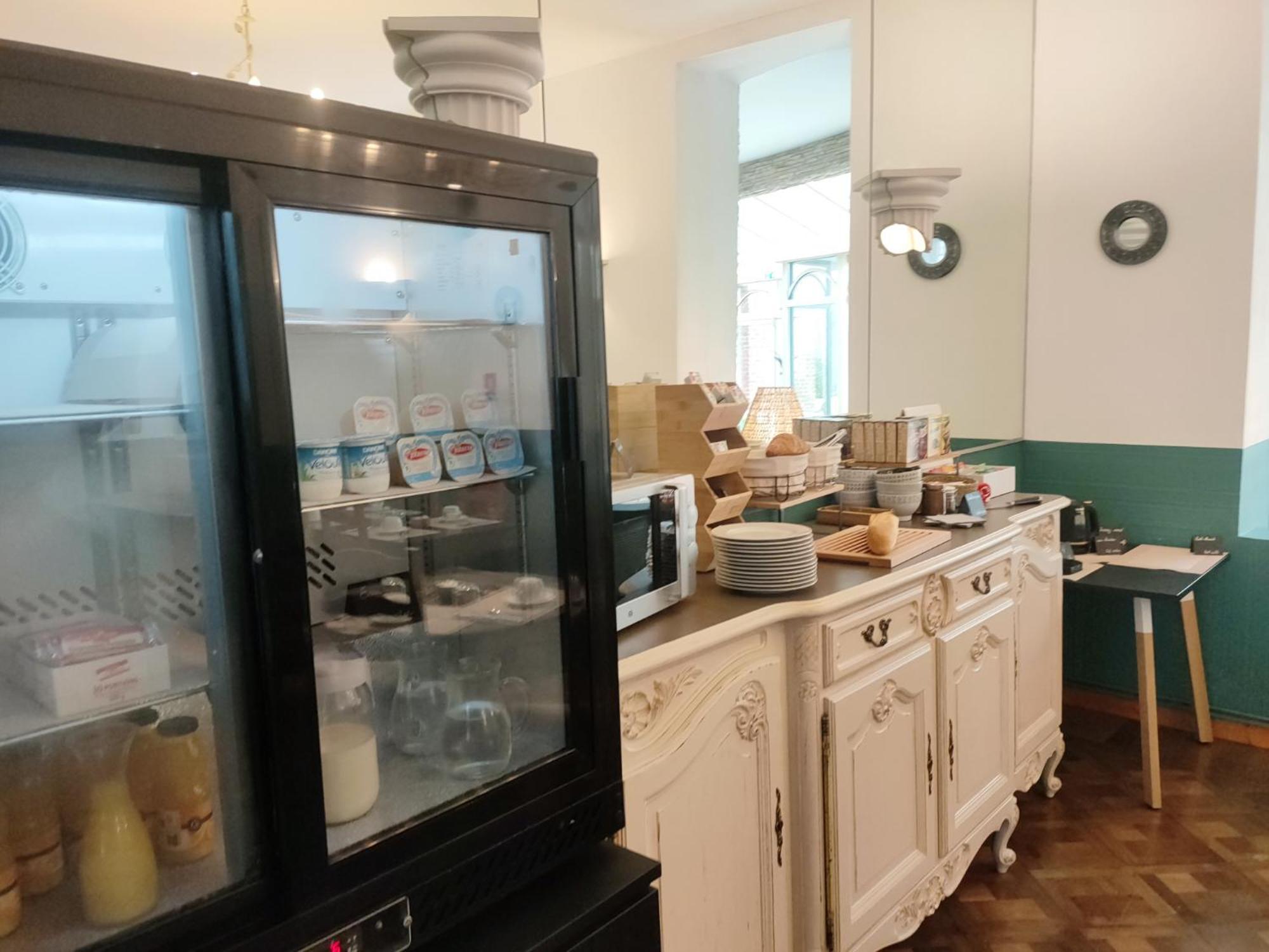 Le Royal Hotel Saint-Pol-sur-Ternoise 外观 照片
