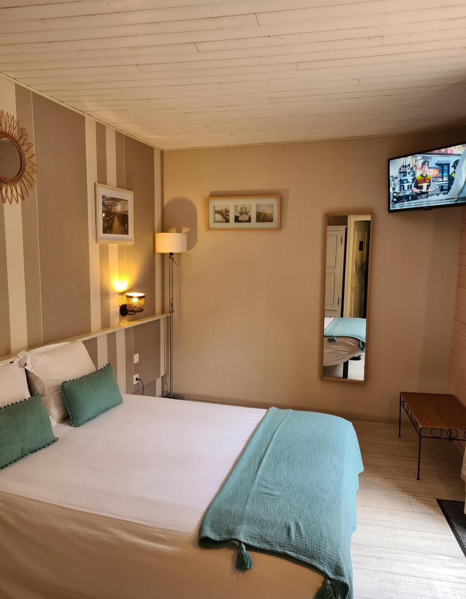 Le Royal Hotel Saint-Pol-sur-Ternoise 外观 照片